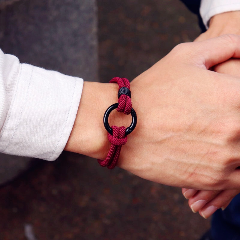 Men Accessories Ring And Bracelet - ใหม่ Fahion สร้อยข้อมือเชือกปีนเขาผู้ชายสายรัดข้อมือสีแดงนำโชคสองชั้นเครื่องประดับฮิปฮอปโจเอียส